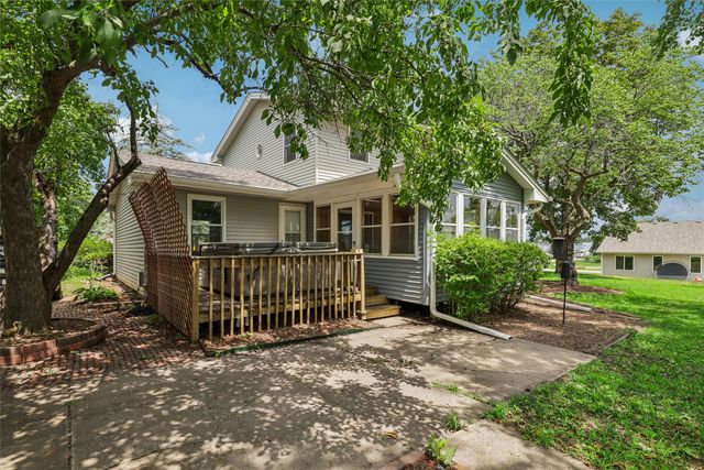 2310 Stanton Avenue, Des Moines, IA 50321