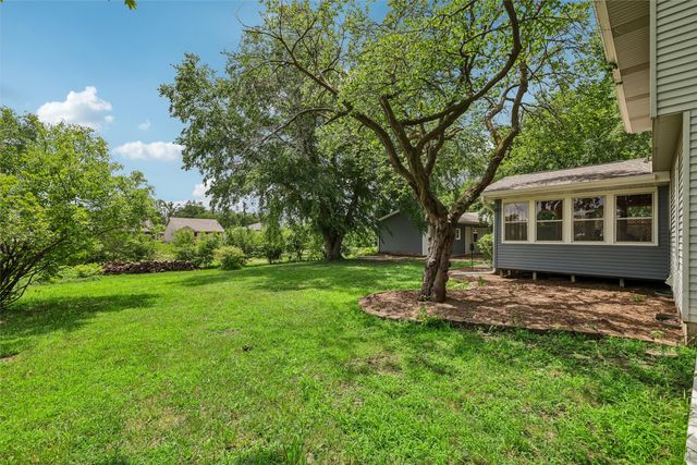 2310 Stanton Avenue, Des Moines, IA 50321