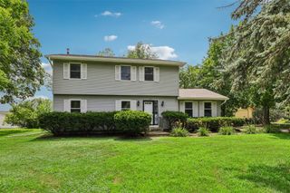 2310 Stanton Avenue, Des Moines, IA 50321