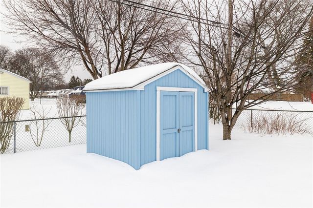 152 Pepperidge Drive, Greece, NY 14626