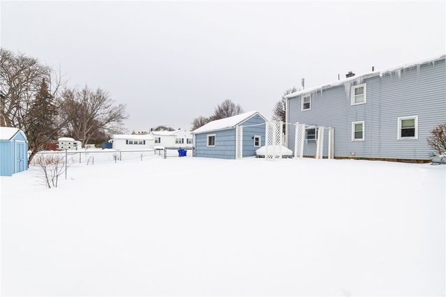 152 Pepperidge Drive, Greece, NY 14626