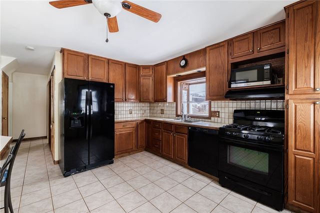 152 Pepperidge Drive, Greece, NY 14626