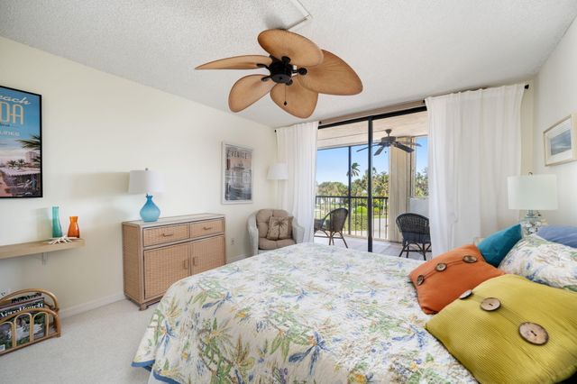 1825 Mooringline Drive 2-F, Vero Beach, FL 32963