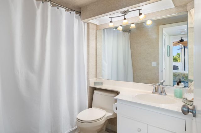1825 Mooringline Drive 2-F, Vero Beach, FL 32963