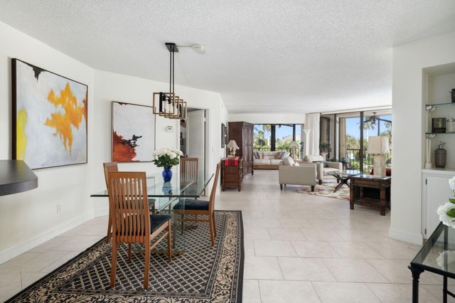 1825 Mooringline Drive 2-F, Vero Beach, FL 32963