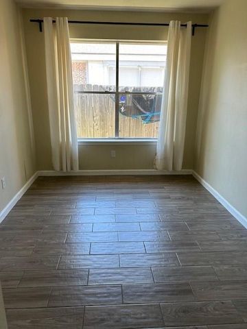 10451 N Fallen Bough Drive, Houston, TX 77041