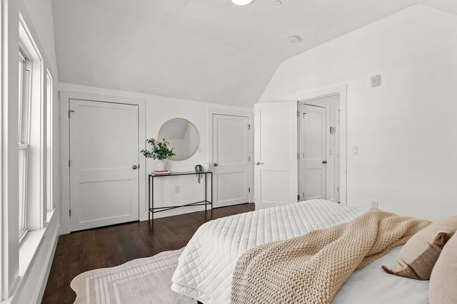 9 Upham Ave 3, Boston, MA 02125