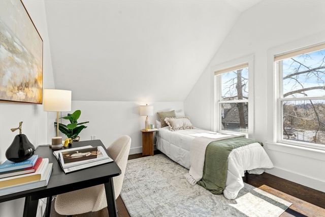 9 Upham Ave 3, Boston, MA 02125