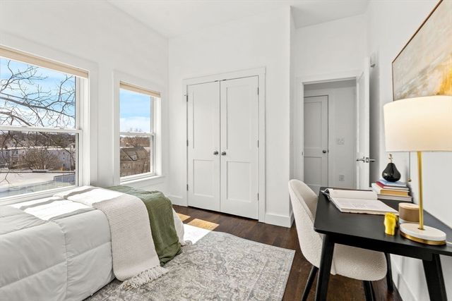 9 Upham Ave 3, Boston, MA 02125