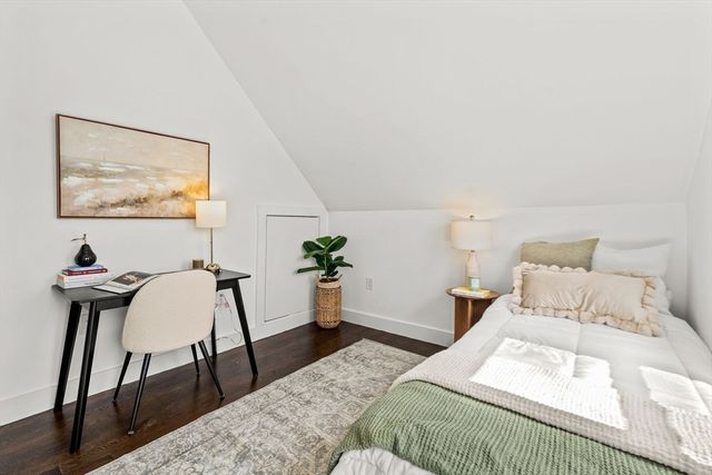 9 Upham Ave 3, Boston, MA 02125