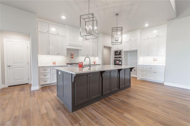 5800 Lantana Lane, Edmond, OK 73034