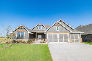 5800 Lantana Lane, Edmond, OK 73034