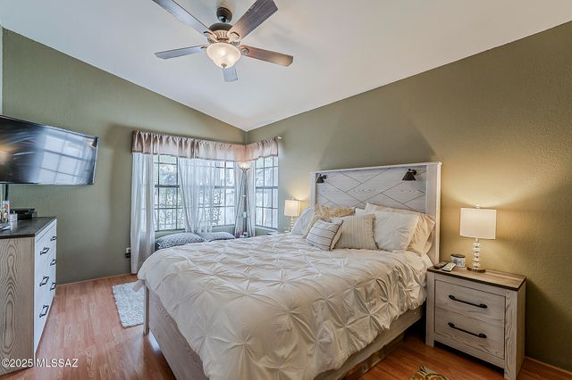 6490 N Tierra de las Catalinas Apt 94, Tucson, AZ 85718