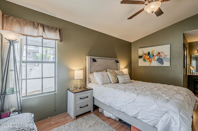 6490 N Tierra de las Catalinas Apt 94, Tucson, AZ 85718