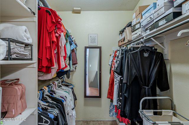 6490 N Tierra de las Catalinas Apt 94, Tucson, AZ 85718