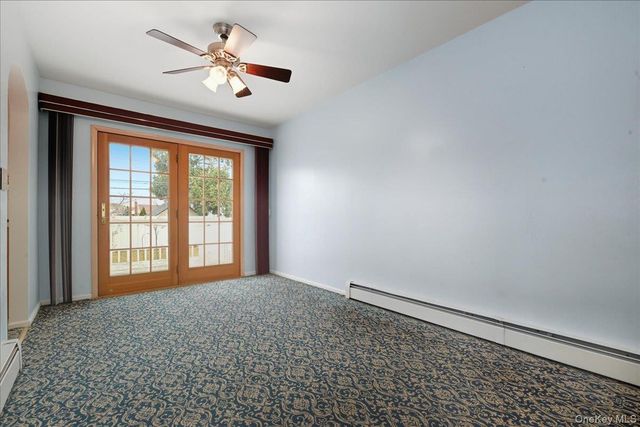 400 Plainview Road, Hicksville, NY 11801