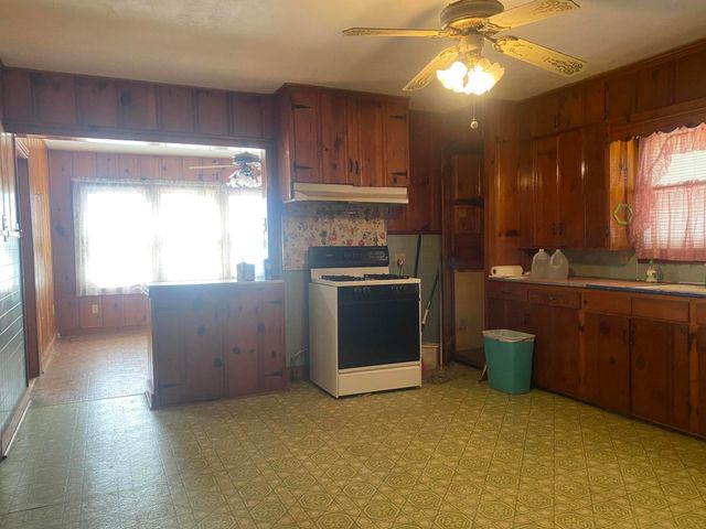 1021 Goodwin St, Vinton, LA 70668