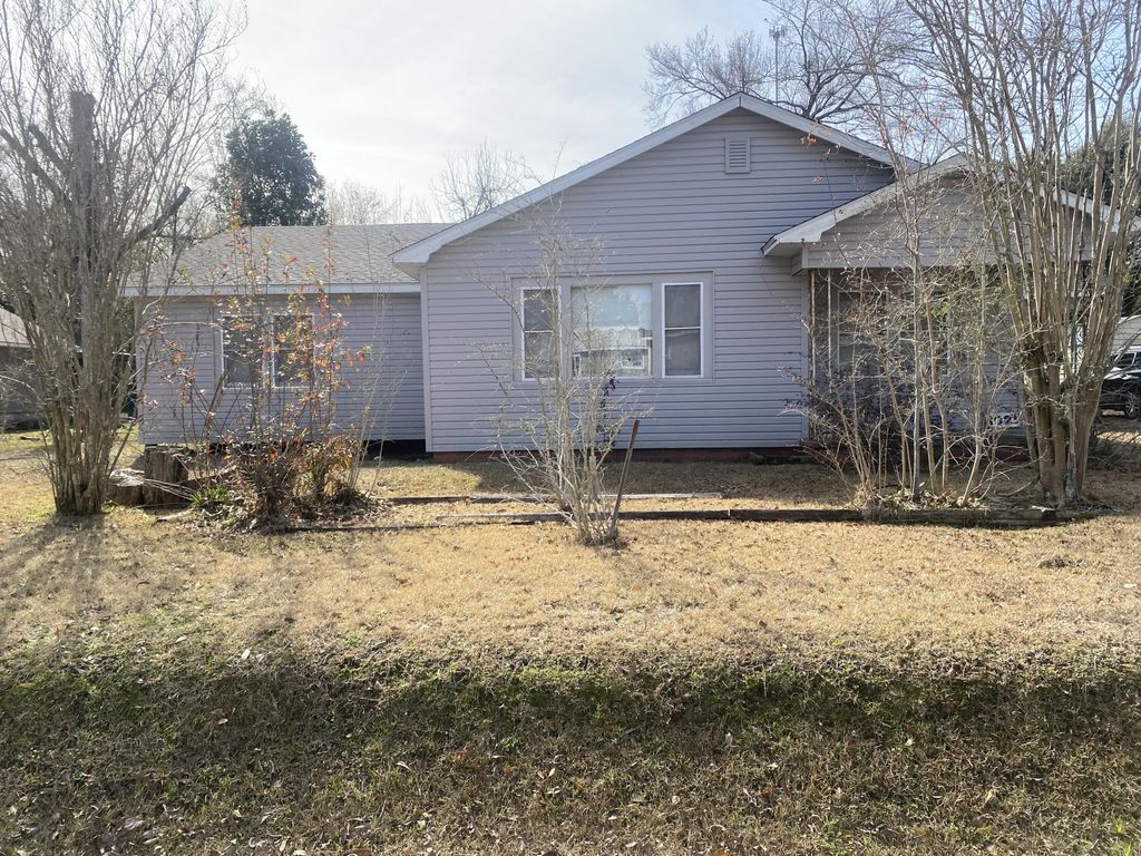 1021 Goodwin St, Vinton, LA 70668