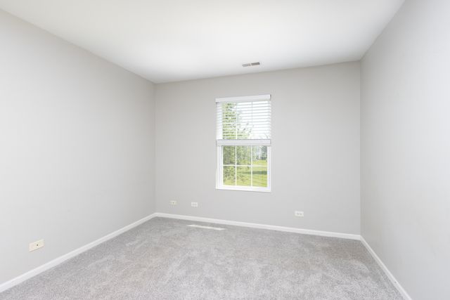 2521 Evergreen Circle, Mchenry, IL 60050