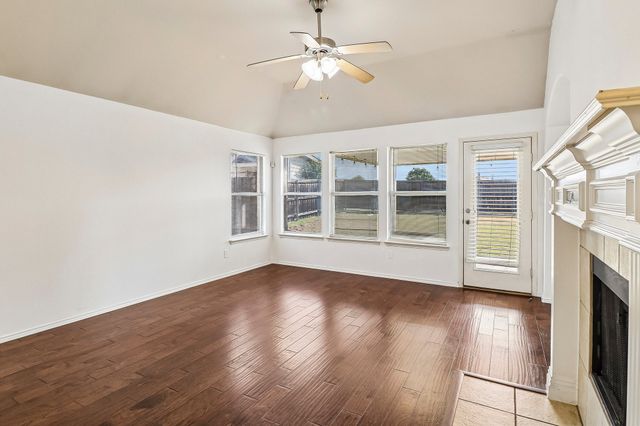 7717 Decoy Drive, Arlington, TX 76002