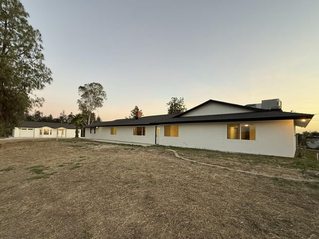 36610 Kenneth Avenue, Madera, CA 93636
