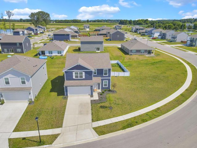 33 Cider Mill Drive, Ashville, OH 43103