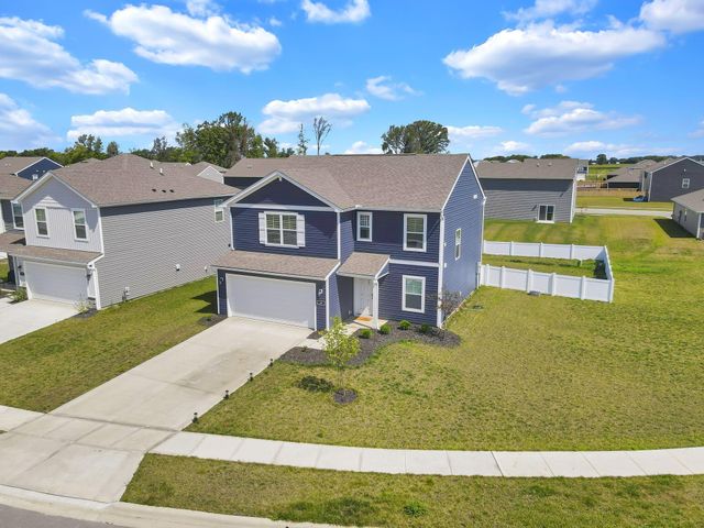 33 Cider Mill Drive, Ashville, OH 43103
