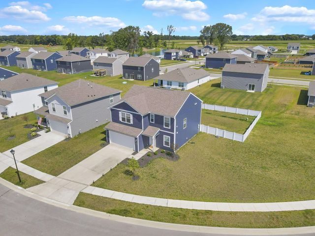 33 Cider Mill Drive, Ashville, OH 43103