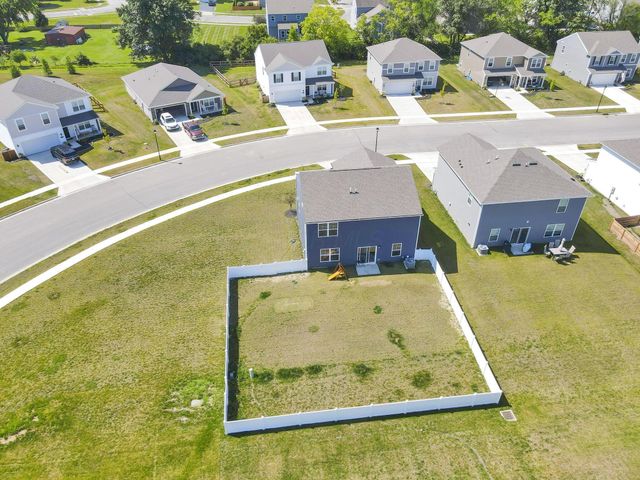 33 Cider Mill Drive, Ashville, OH 43103