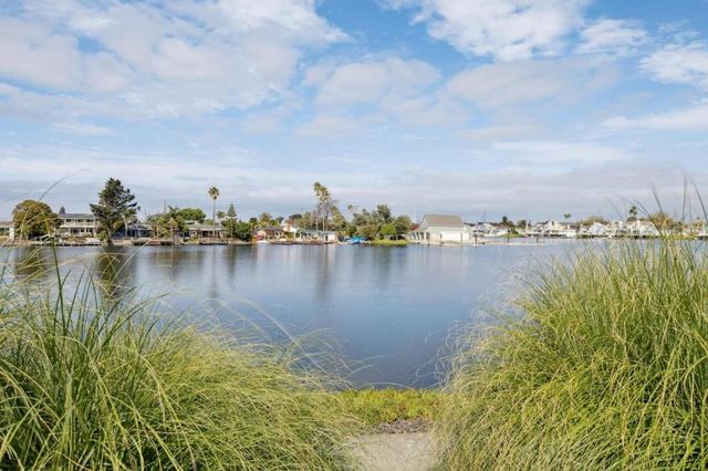 1016 Shoreline Drive, San Mateo, CA 94404