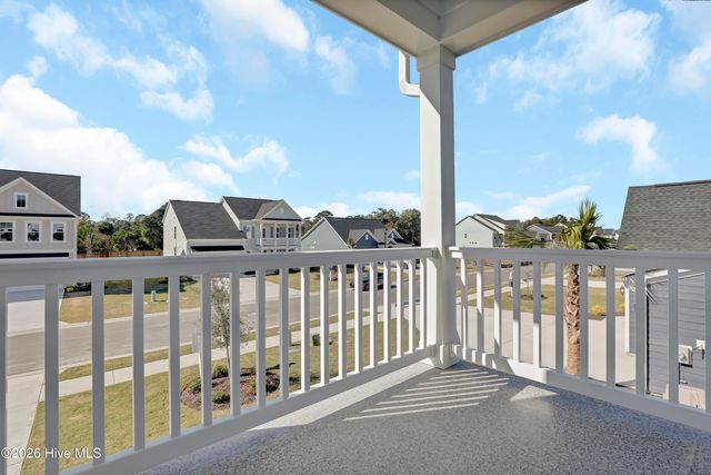99 Lookout Point, Hampstead, NC 28443