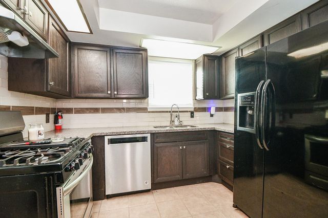 10910 Sagevale Lane, Houston, TX 77089