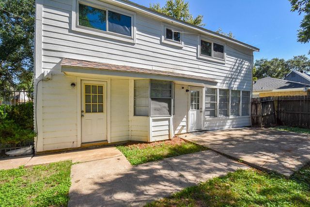 10910 Sagevale Lane, Houston, TX 77089