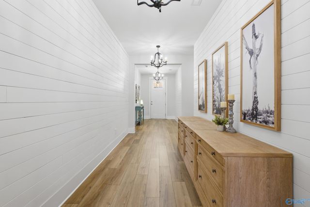 233 White Horse Way, Toney, AL 35773