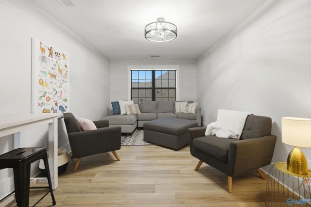 233 White Horse Way, Toney, AL 35773