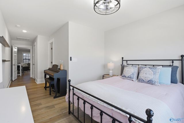 233 White Horse Way, Toney, AL 35773