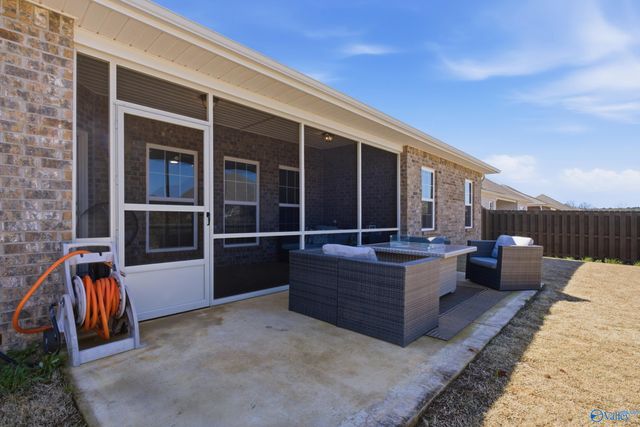 233 White Horse Way, Toney, AL 35773