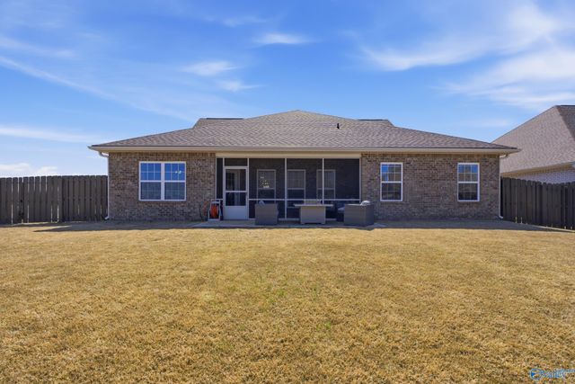 233 White Horse Way, Toney, AL 35773