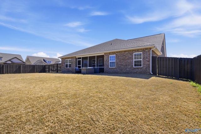 233 White Horse Way, Toney, AL 35773