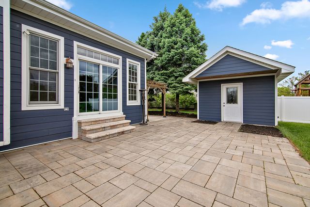 1123 Meadow Path, Manteno, IL 60950