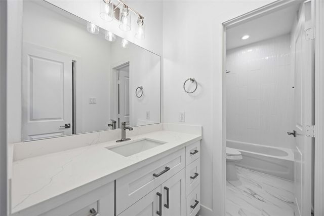 1106 Paul Quinn Street B, Houston, TX 77091