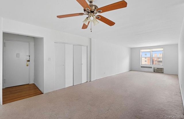 6601 burns street burns 3V, Rego Park, NY 11374