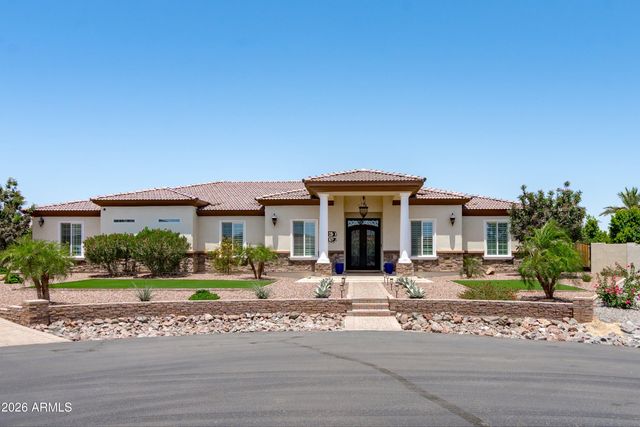 18230 W SAN MIGUEL Court, Litchfield Park, AZ 85340