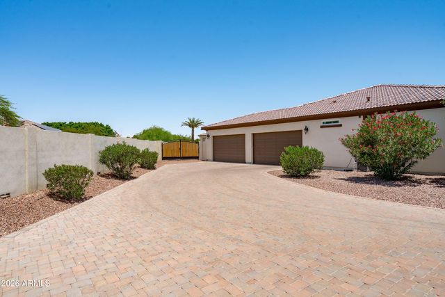 18230 W SAN MIGUEL Court, Litchfield Park, AZ 85340