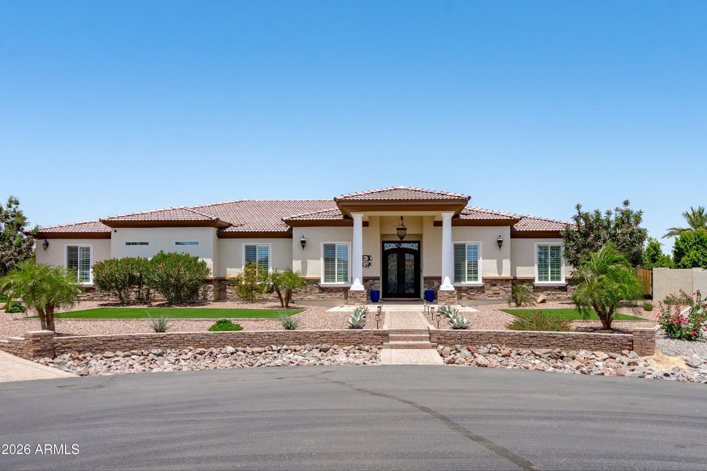 18230 W SAN MIGUEL Court, Litchfield Park, AZ 85340 — photo 4
