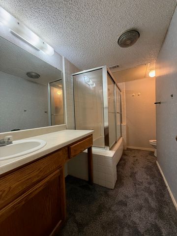 1723 Crest Grove Drive 120B, Arlington, TX 76012