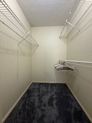 1723 Crest Grove Drive 120B, Arlington, TX 76012