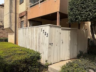 1723 Crest Grove Drive 120B, Arlington, TX 76012