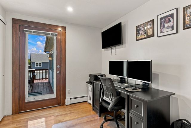 11 Marlboro Rd, Woburn, MA 01801