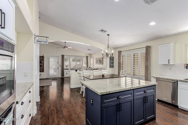 812 W GASCON Road, San Tan Valley, AZ 85143